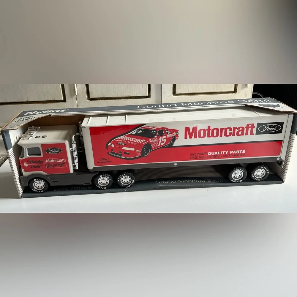 VTG New Nylint Ford Motorcraft #15 Truck Sound Semi-Truck & Trailer Steel USA